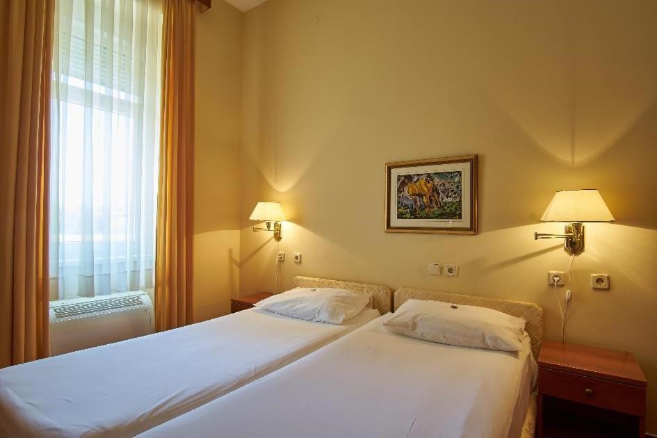 Hotel Vila Ruzica- Glavna Zgrada I Depandanse Crikvenica Eksteriør bilde