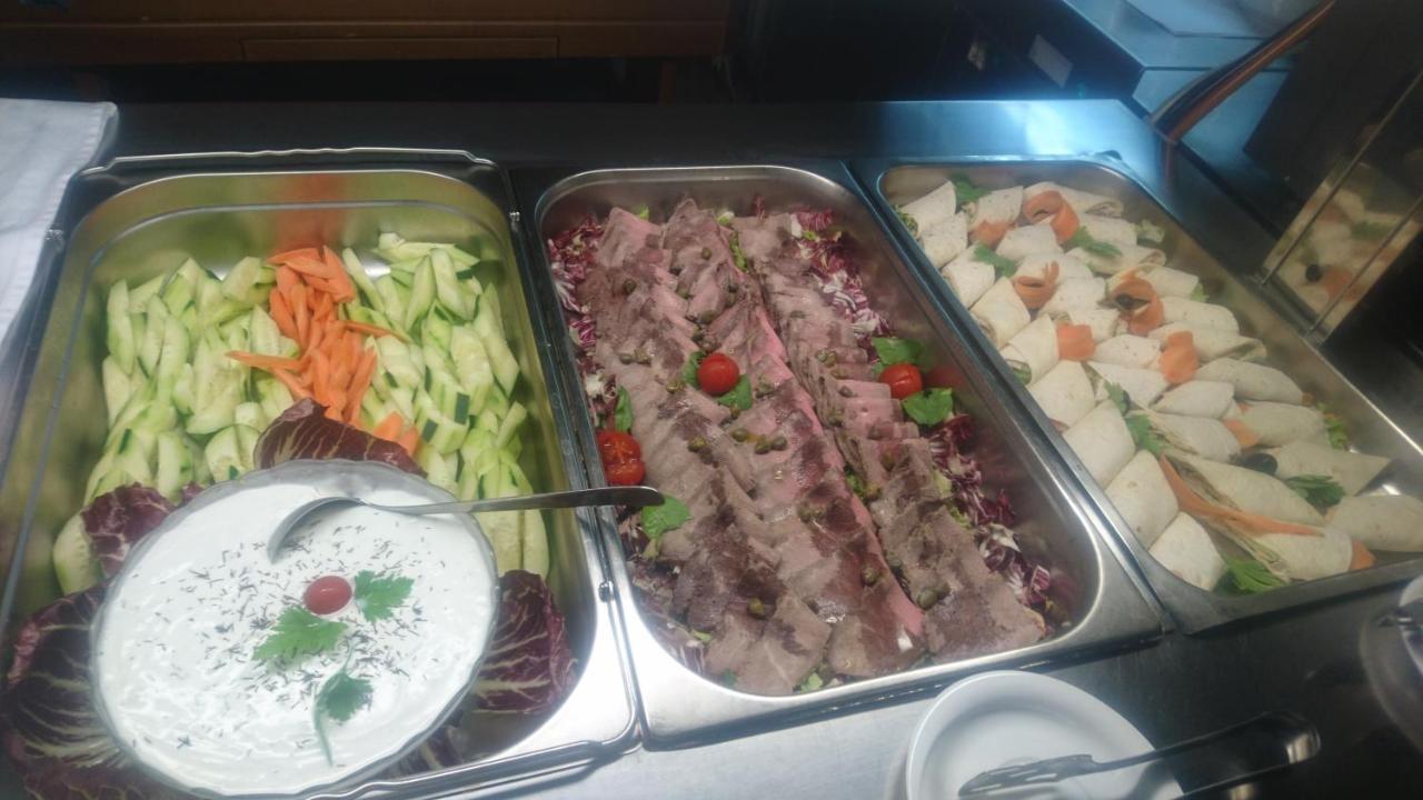 Hotel Vila Ruzica- Glavna Zgrada I Depandanse Crikvenica Eksteriør bilde